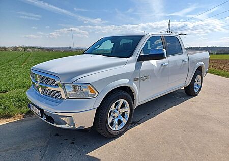 Dodge RAM 1500 5.7 HEMI V8 4x4