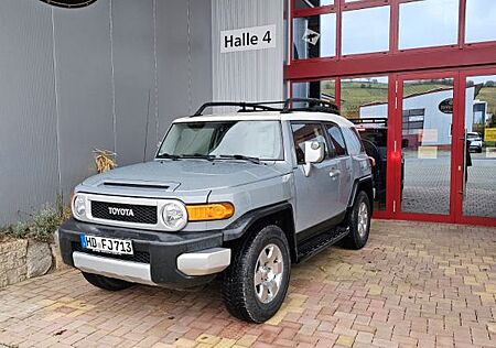 Toyota FJ Cruiser LPG/Benzin