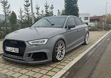 Audi RS3 2.5 TFSI S tronic quattro -