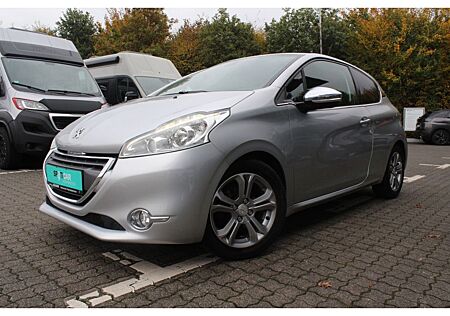 Peugeot 208 Allure 95 VTi 5türig *Einparkhilfe hinten*