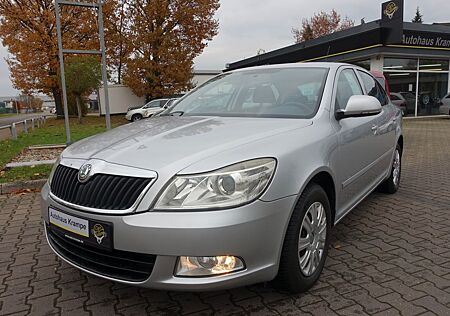 Skoda Octavia 1,6 Ambiente Klima AHK aus 1. Hand