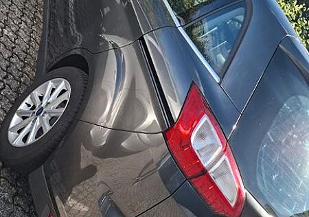 Ford C-Max Grand 2,0TDCi 110kW Titanium