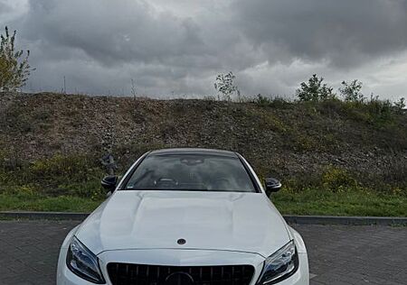 Mercedes-Benz C 63 AMG gebraucht kaufen Mercedes-Benz C 63 AMG Mercedes-AMG C 63 S Autom. Mercedes...