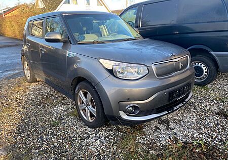 Kia Soul PLUG EV
