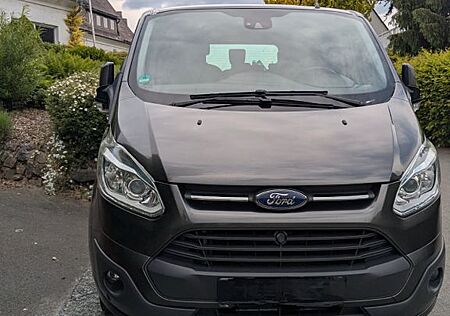 Ford Tourneo Custom