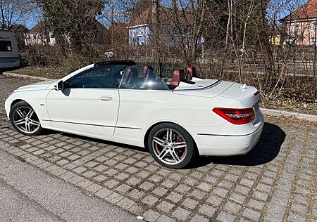 Mercedes-Benz E 350 Cabriolet CDI BlueEFF. AVANTGARD...