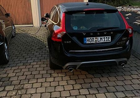 Volvo V60 D6 TWIN ENGINE Plug-in-Hybrid Summum Summum