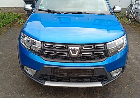 Dacia Logan MCV TCe 90 S/S Stepway Celebration Ste...