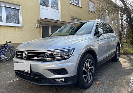 VW Tiguan Volkswagen 1.5 TSI Standheizung+Pano