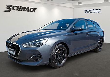 Hyundai i30 cw SOKO NAVI*KAMERA*SHZG*
