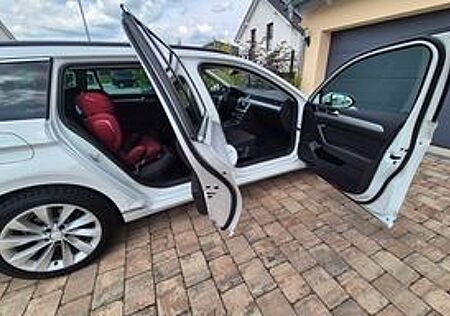 VW Passat Variant Volkswagen 2.0 TDI SCR 140kW DSG Comfort...