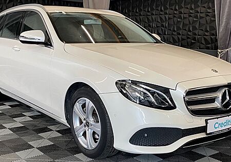 Mercedes-Benz E 200 d T, Navi, Totwinkel, Teilleder, AHK