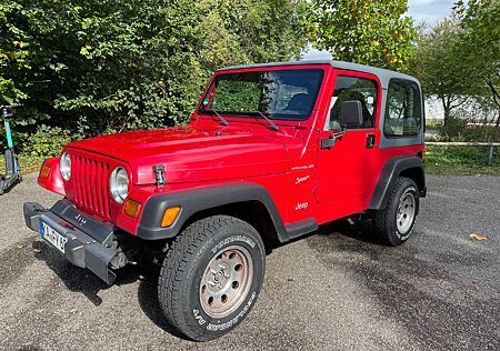 Jeep Wrangler Sport 2.5 * Hardtop * AHK* LPG Autogas