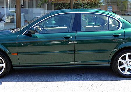 Jaguar X-Type 2.0 V6 *NAVI*TOP ZUSTAND*JOUNGTIMER*