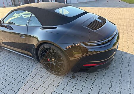 Porsche 992 Carrera 4 GTS Cabriolet Carrera GTS