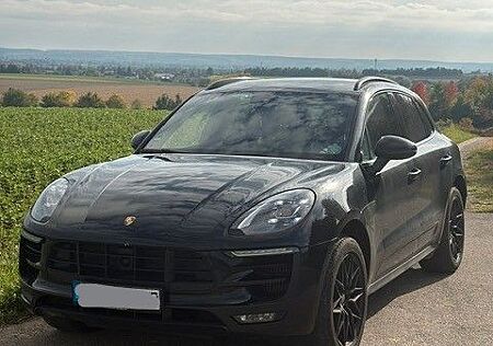 Porsche Macan GTS *BOSE*21"*Bremsen Neu*Anhänger*Privat