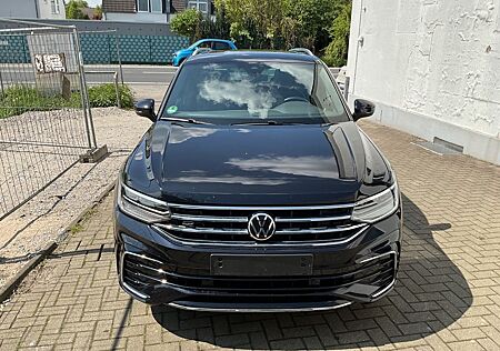 VW Tiguan Volkswagen 1.5 TSI OPF DSG R-Line