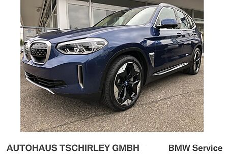 BMW iX3 Impressive adapt.LED HeadUp Assists