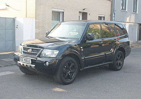 Mitsubishi Pajero gebraucht kaufen Mitsubishi Pajero 3.2 DI-D Dakar 2-Hand,Automatik,4x4