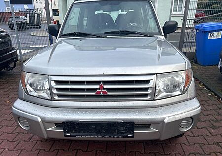 Mitsubishi Pajero 1.8 Jubiläumsmodell , 4x4 , Tüv neu.