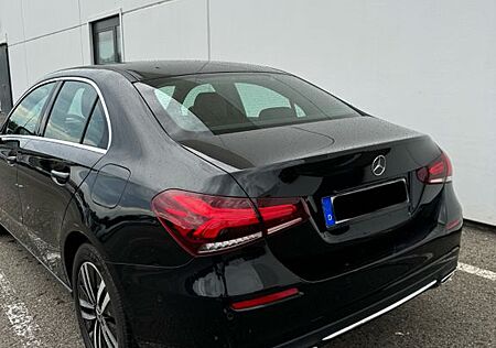 Mercedes-Benz A 220 d DCT -