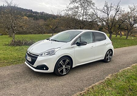Peugeot 208 PureTech 110 GT-Line Kamera LED AppleCarPlay