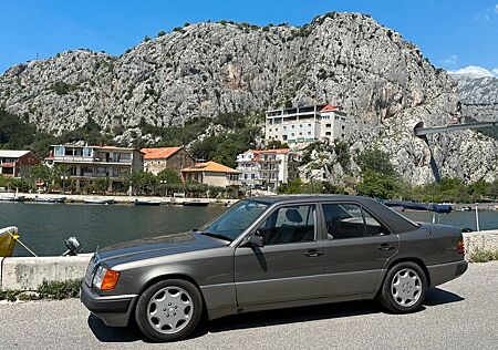 Mercedes-Benz 230 gebraucht kaufen Mercedes-Benz 230 W124 H-Kennzeichen