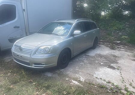 Toyota Avensis Combi Sol 1.8-l-VVT-i Sol