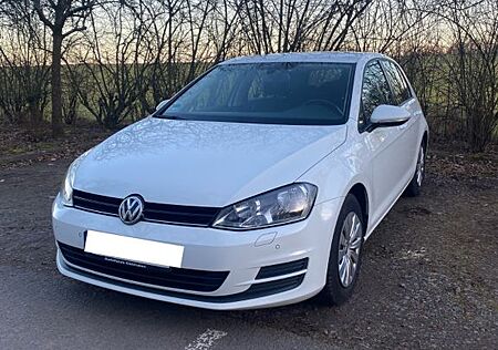 VW Golf Volkswagen 1.2 TSI 63kW BMT Trendline