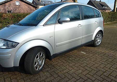 Audi A2 1.4 -