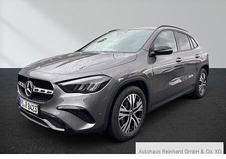 Mercedes-Benz GLA 180 PROGRESSIV+360°+DISTRONIC+NIGHT+EASYPACK