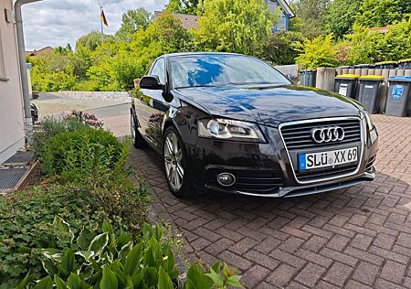 Audi A3 2.0 TDI S-line Exklusive Facelift