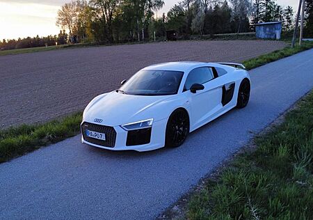 Audi R8 5.2 FSI plus S tronic quattro - Carbonpaket