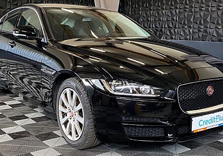 Jaguar XE Pure, Xenon, Kamera, Bluetooth, Automatik