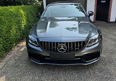 Mercedes-Benz C 63 AMG Mercedes-AMG C 63 S Autom. Mercedes...