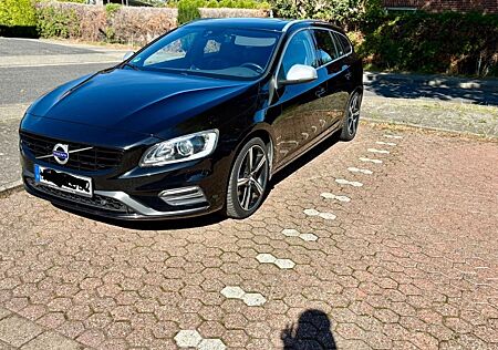 Volvo V60 D4 Geartronic R Design R Design