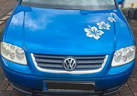 VW Touran Volkswagen 1.6 FSI Highline Highline