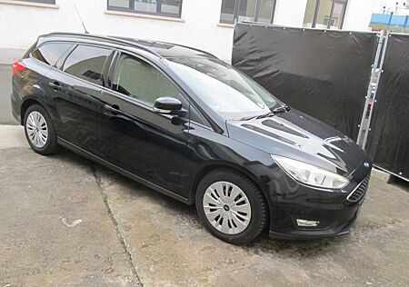 Ford Focus 1,0 EcoBoost 92kW Business Turnier Bus...