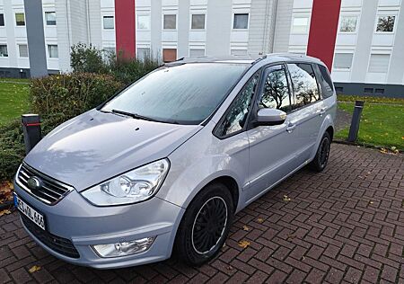Ford Galaxy gebraucht kaufen Ford Galaxy 2,0 TDCi 103kW DPF Ghia Ghia