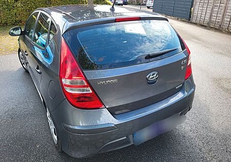 Hyundai i30 1.6 CRDi 66 kW Classic Classic