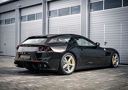 Ferrari GTC4Lusso GTC4 Lusso T V8