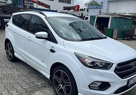 Ford Kuga 2,0 TDCi 4x4 132kW ST-Line PowerShift -