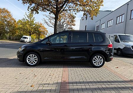VW Touran Volkswagen 2.0 TDI SCR DSG Highline/AUT/NAVI/KLIMA