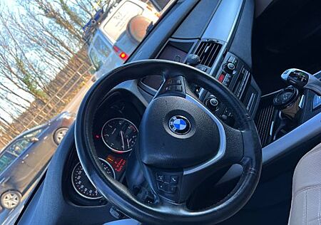 BMW X5 gepflegt 8 fach bereift