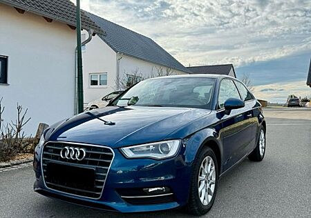 Audi A3 1.6 TDI SHZ KLIMA *8 Fach *Glühkerzen NEU