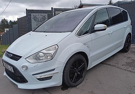 Ford S-Max Titanium S