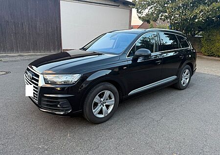 Audi Q7 3.0 TDI sehr gute Ausstattung TUV+Service neu