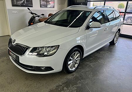 Skoda Superb Combi 2.0 TDI Ambition+Navi+SHZ+PDC+17"