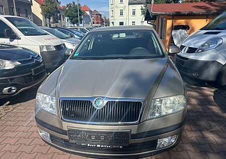 Skoda Octavia 1.6, Elegance, Faceliftmodel.
