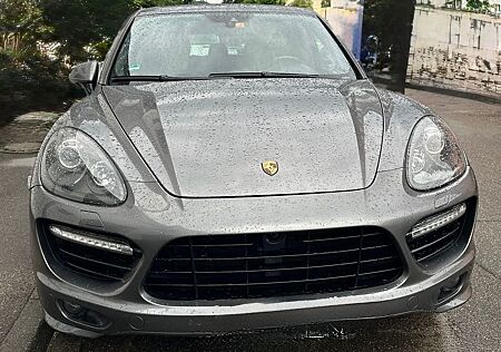 Porsche Cayenne Turbo S Turbo S